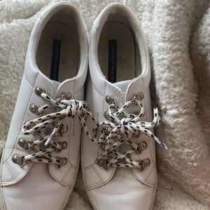 Size 8 1/2 , Medium worn maybe 3 times